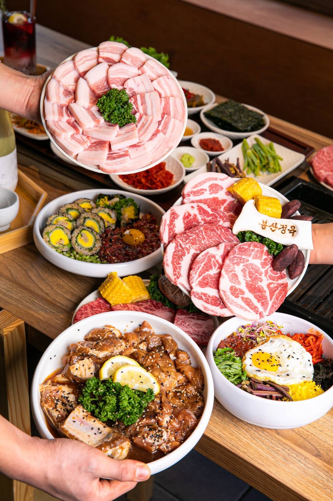 봉산정육 홍대본점 한돈 모음 — skin-on samgyeopsal platter, Korean BBQ (サムギョプサル · 烤肉) at Bongsan Meat House Hongdae, Seoul
